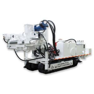 roomikuga küljele paigaldatud täielikult hüdrauliline tunnelipuurimisseade